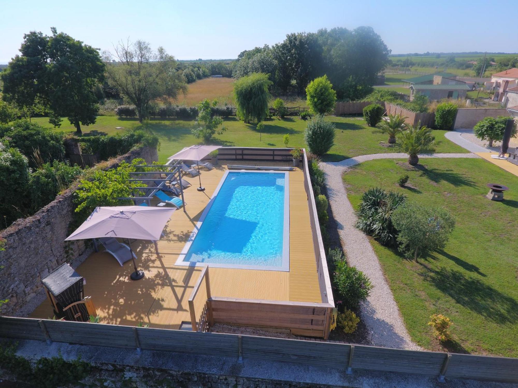Villa Domaine des Prés de Joussac - Protocole sanitaire strict Jau-Dignac-et-Loirac Exterior foto